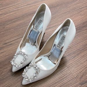 Badgley Mischka Cher Crystal Embellished Pump